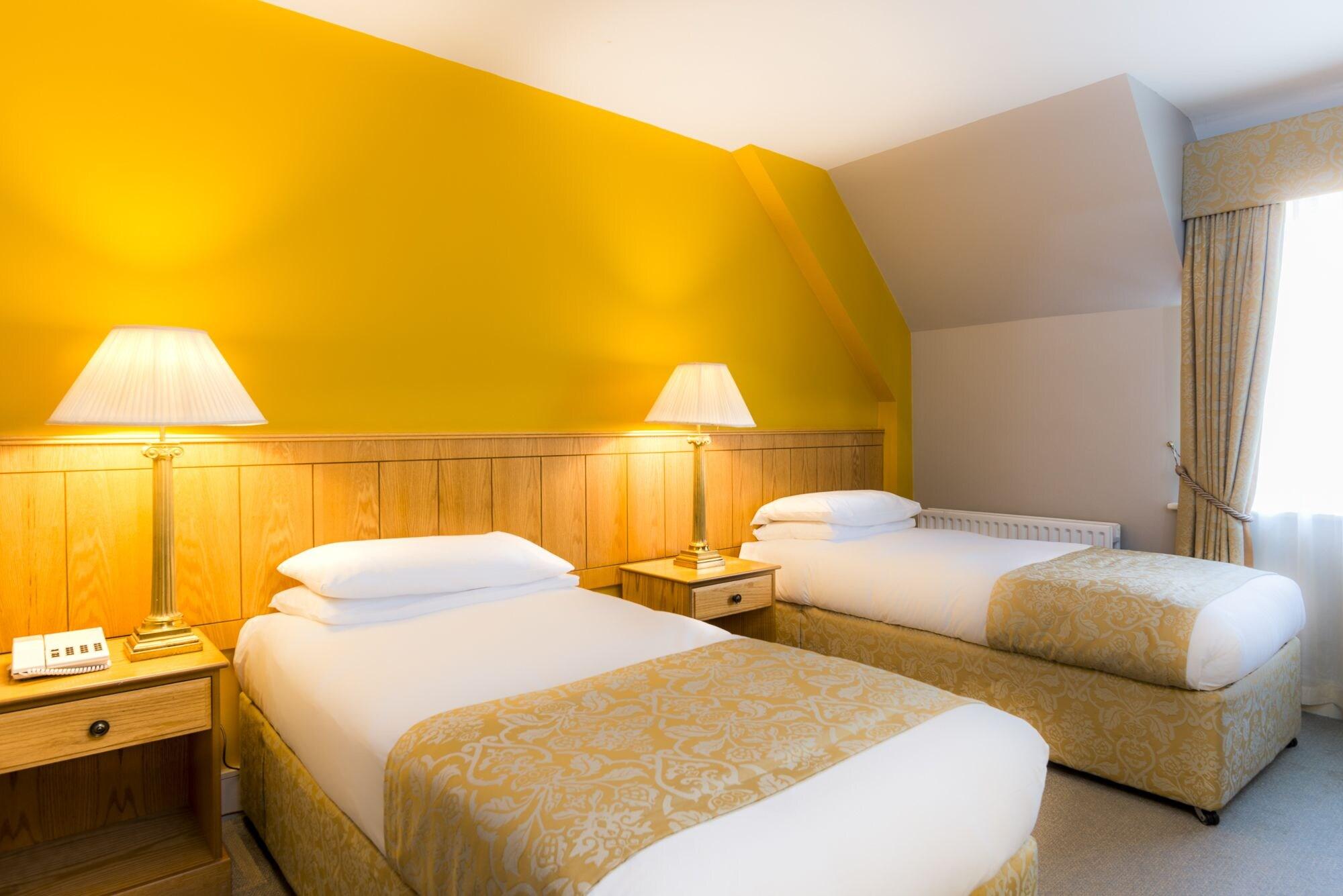 Merriman Hotel Кинварра Экстерьер фото
