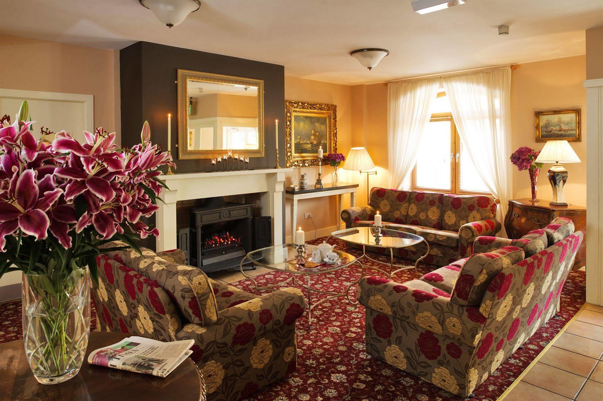 Merriman Hotel Кинварра Экстерьер фото